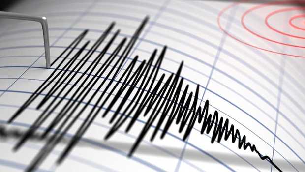 Gempa Guncang Selatan Laut Jawa Timur pada Ahad Pagi
