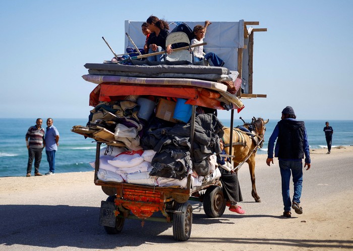 Tak Henti-henti Israel Serang Rafah Meski Dunia Desak Gencatan Senjata
