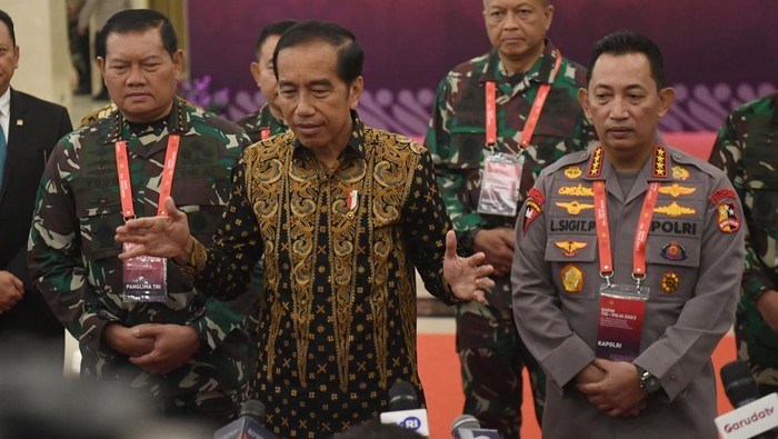 Jokowi Perintahkan Panglima-Kapolri Tangani Api Karhutla Sekecil Apapun