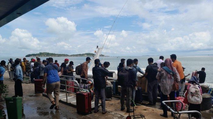 Arus Balik Lebaran di Tanjungpinang, Pelabuhan SBP Tanjungpinang Ramai Pengunjung