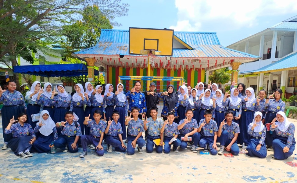 PWI Batam Edukasi Siswa SMPN 28 Tangkal Hoaks dan Fenomena Brainrot