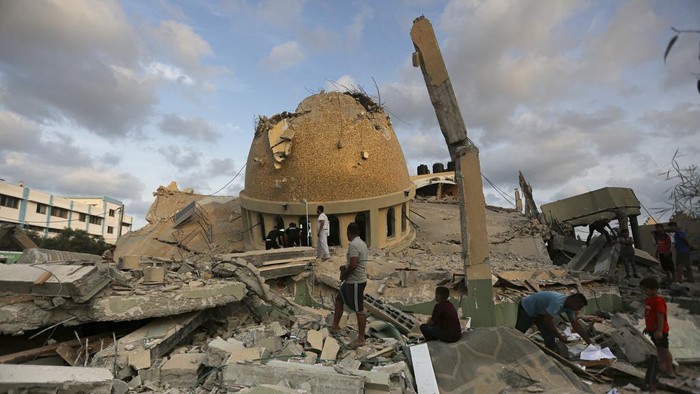 Tak Habis-habis Serangan Israel ke Gaza, Kini Targetkan Masjid