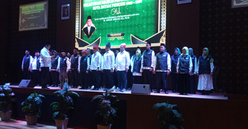 Lantik Pengurus ICMI Batam, Ansar Berpesan Teladani 4 Sifat Transformasi Rasulullah