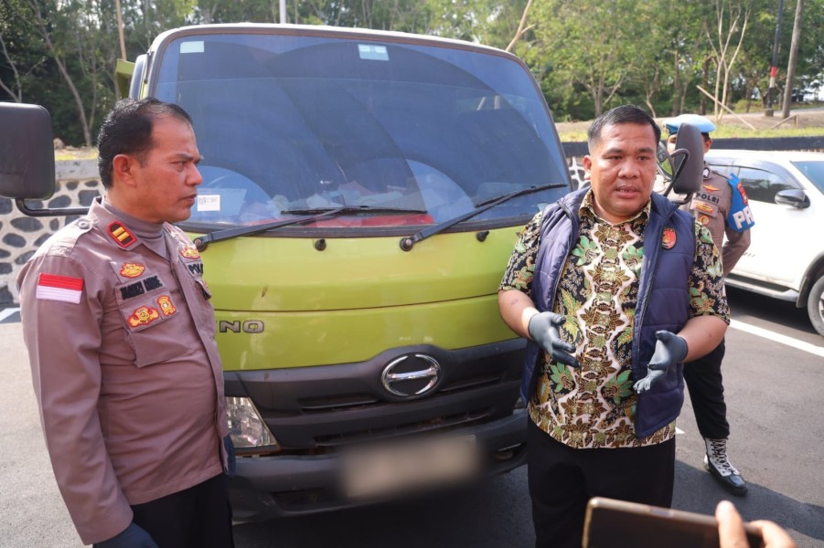Tambang Pasir Ilegal di Nongsa Dibongkar, Tiga Tersangka dan Sejumlah Barang Bukti Diamankan