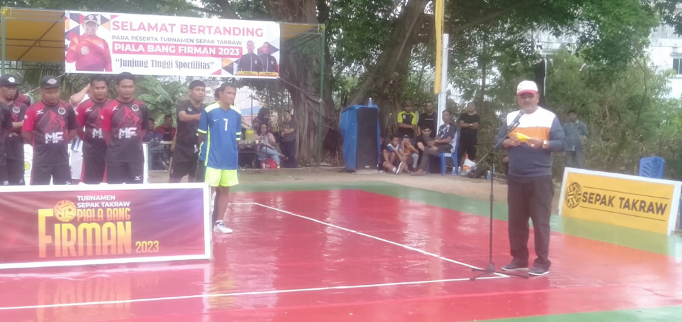Bupati Karimun Buka Turnamen Sepak Takraw Piala Bang Firman