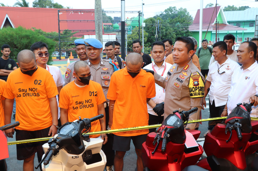 Empat Pelaku Spesialis Curanmor pada 9 TKP di Tanjungpinang Dibekuk Polisi
