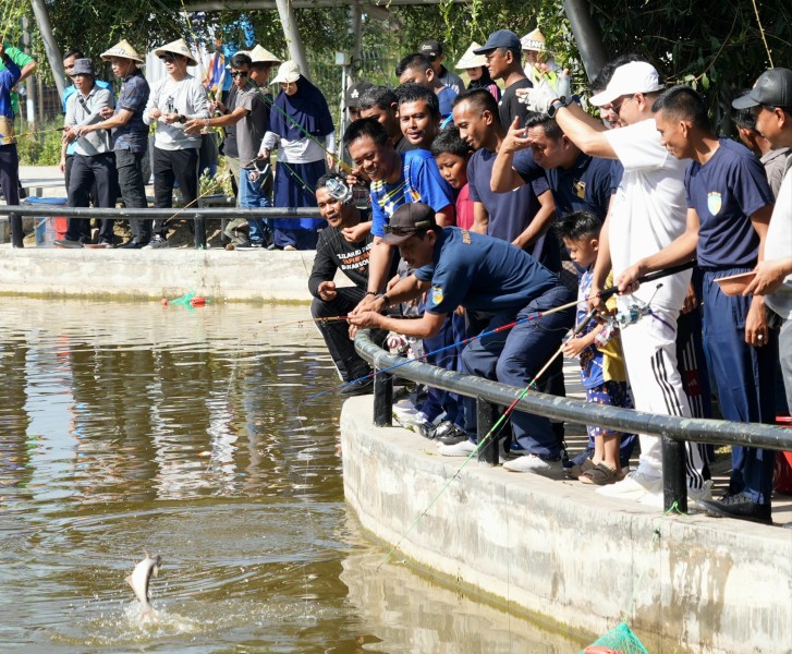 Serunya Event Mancing Mania BP Batam di Taman Rusa