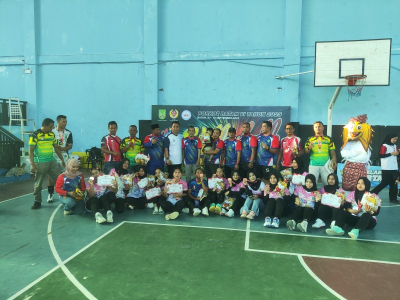 Sekupang Raih Emas Voli Putra PORKOT Batam VI 2025, Batam Kota Dominasi Voli Putri