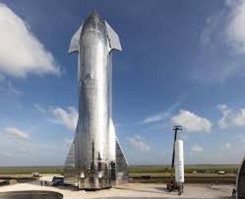 Elon Musk Sebut Roket Starship Generasi Terbaru Siap Terbang Bulan Juli