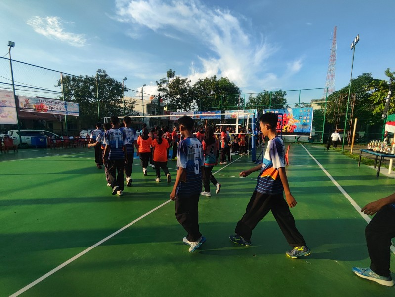 PBVSI Batam Cup 2025 Resmi Bergulir, Ketua KONI Batam: Junjung Sportivitas dan Tunjukkan Prestasi Terbaik