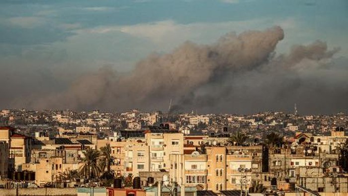 Rafah Membara Diserang Israel hingga Berjatuhan Korban Jiwa