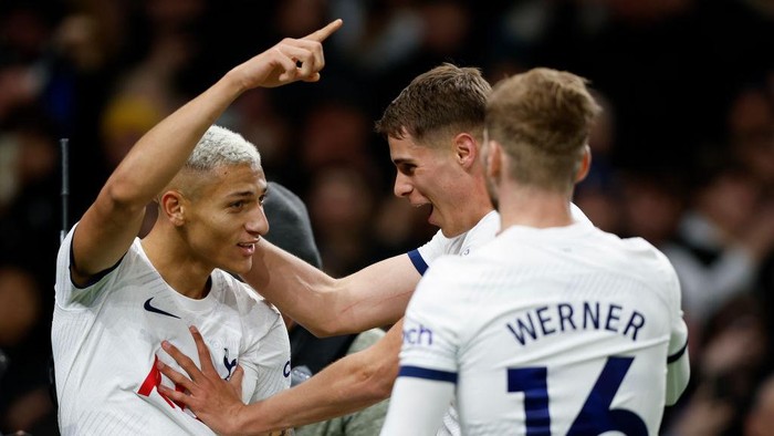 Tottenham Vs Brentford: Comeback Sensasional Bawa Spurs Menang 3-2
