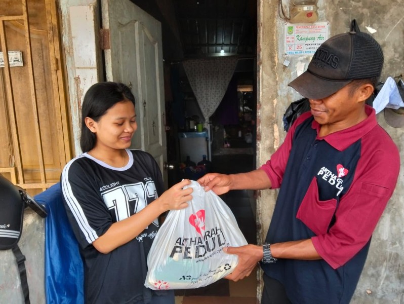 Ringankan Beban Warga dan Jaga Akses Pangan Terjangkau, Pasar Murah AGP 2025 Berlanjut di Kepri Bersama PT MEG