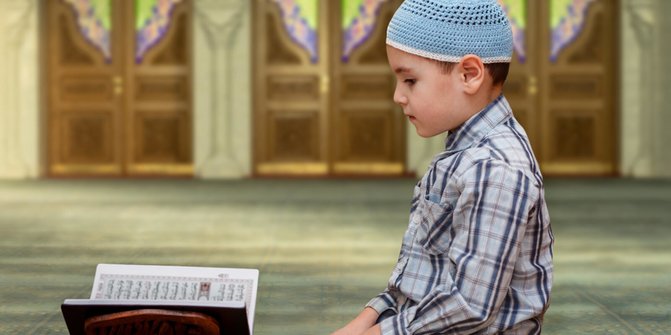 Doa Kedua Orang Tua Bahasa Arab, Lengkap dengan Latin & Terjemahannya untuk Panduan