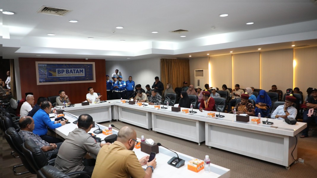 Terima Perwakilan Pendemo, BP Batam Dengarkan Aduan Aliran Air